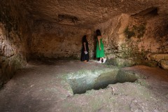 L_esplorazione-delle-grotte