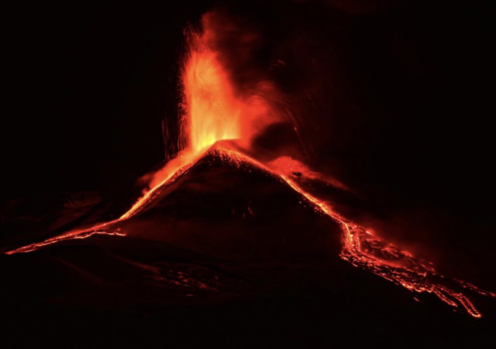 Sant'Agata Velo Eruzione Etna | PH Toni Palermo