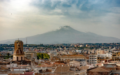 Mamma Etna, a Fimmina della Sicilia. I miti che hanno reso donna il Vulcano più grande d’Europa