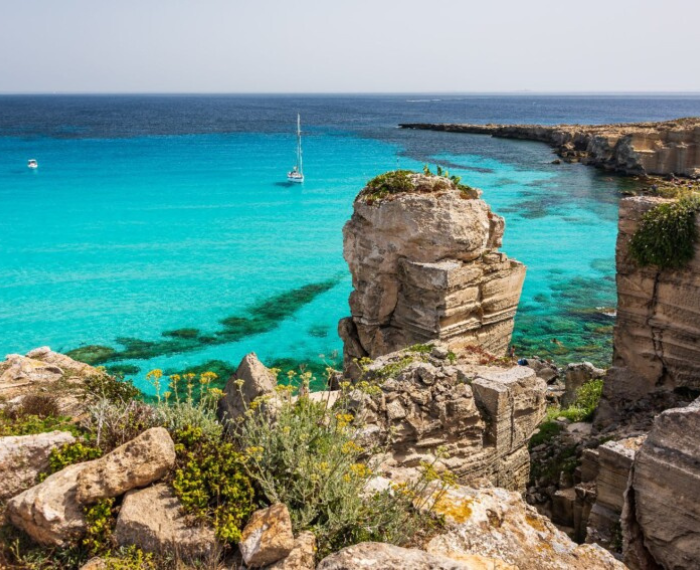 Spiagge delle isole minori della Sicilia - Cala Rossa a Favignana