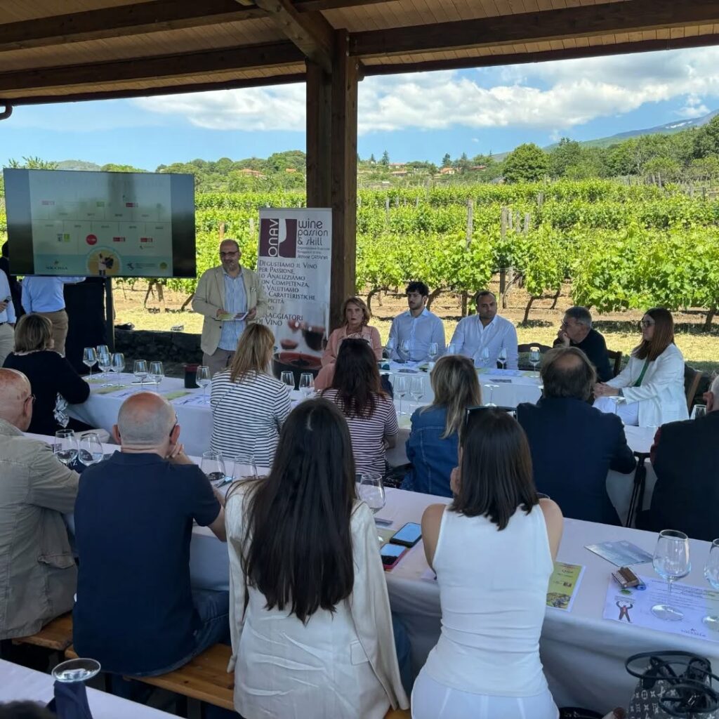 Masterclass sold out sugli spumanti dell'Etna a Cantine Aperte 2026, Tenute Nicosia