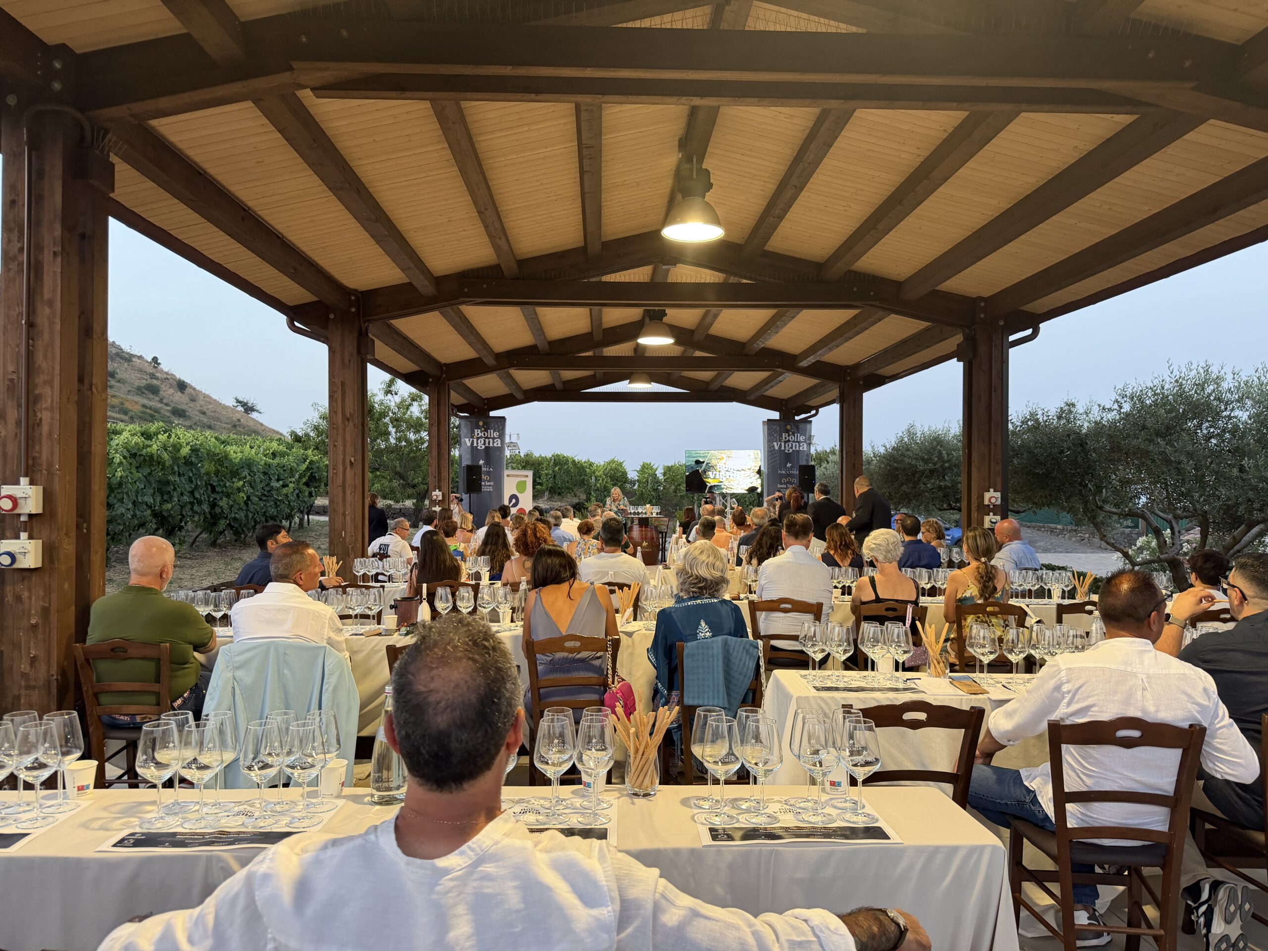 BOLLE IN VIGNA 2026 – MASTERCLASS METODO CLASSICO SPUMANTI VISTA MARE BOLLE IN VIGNA 2026 - MASTERCLASS METODO CLASSICO SPUMANTI VISTA MARE