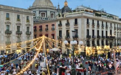 Bianchi di Sicilia, Piazza Università brinda al successo della quarta edizione
